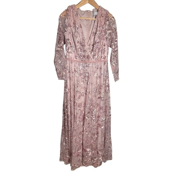 Mac Duggal Embellished V Neck Illusion Long Sleeve A Line Gown Size 10 - Picture 4 of 16